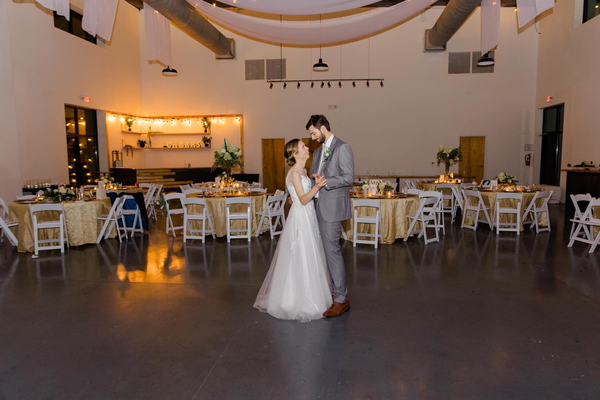 A wedding moment at Factory 633