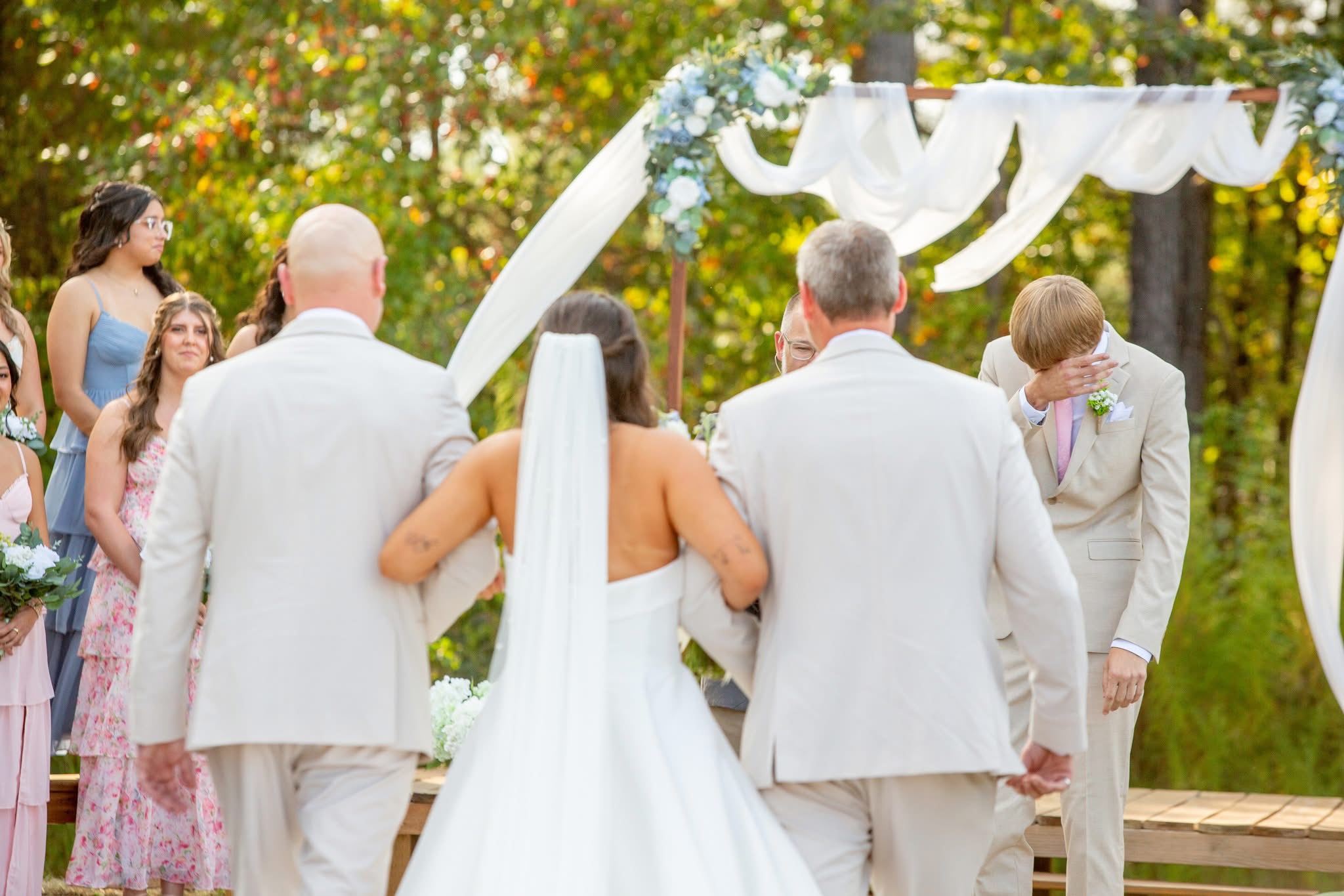 A wedding moment at Factory 633